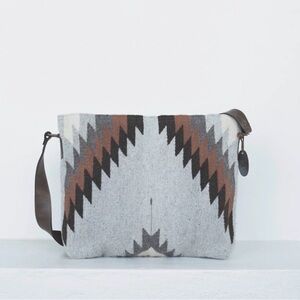 MZ MADE Shoulder Bag Tote Bag 100% Wool Handmade in Mexico Fair trade Hispanic